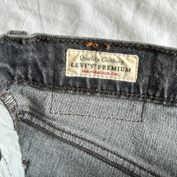 Levis denim shorts 501 - Picture 6 of 7